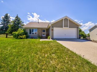 1203 Clover Ridge Dr, Rapid City, SD 57701