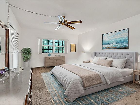 3rd image of 3641 Oaks Clubhouse Dr APT 204