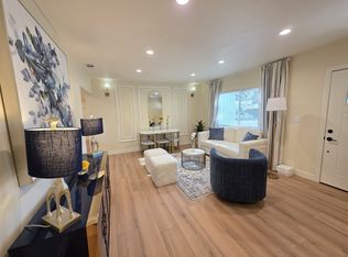 18719 Bassett St, Reseda, CA 91335