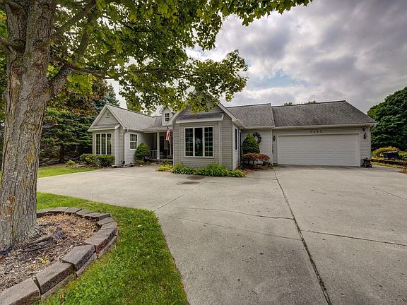 5th image of 4445 Silver Valley Ln