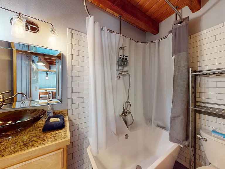 22 Riverbend Dr — Photo 12