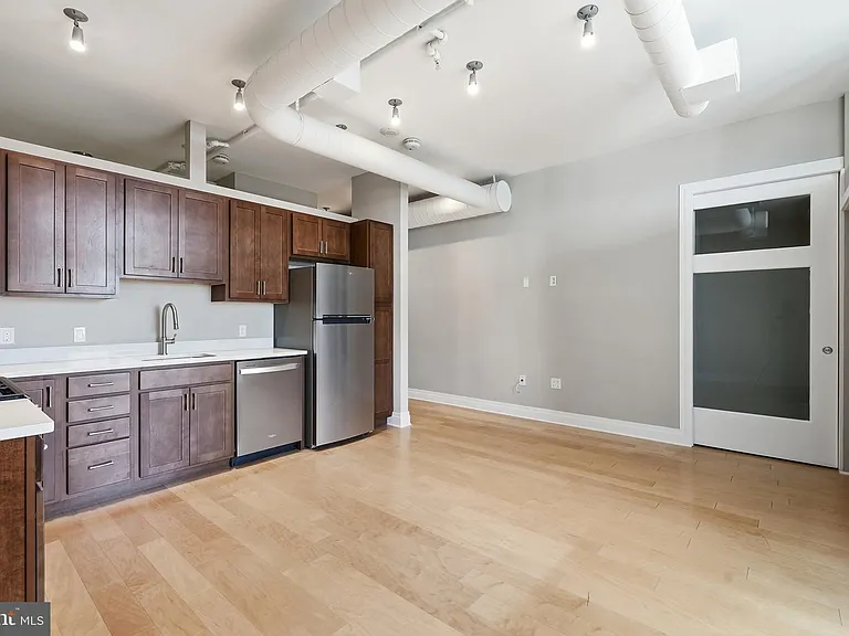 811 4th NW #1012 — Photo 20