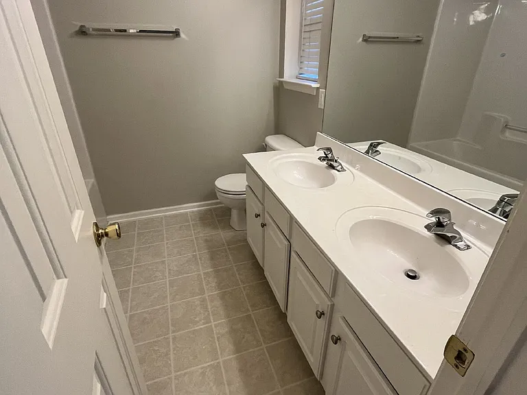 24 Sidney Marie Ct — Photo 15