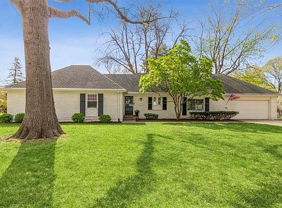 5th image of 6655 Milhaven Dr
