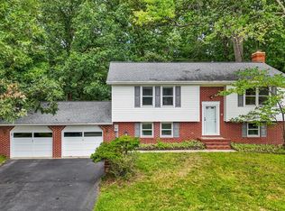 130 Circle Rd, Pasadena, MD 21122