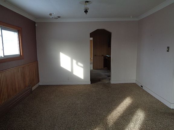 4th image of 1336 Freeland Ave