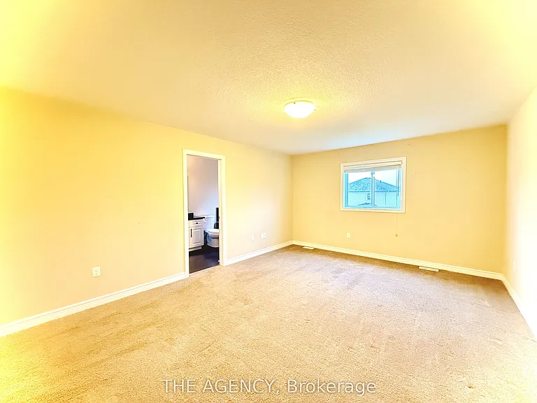 20 Drone Cres — Photo 26