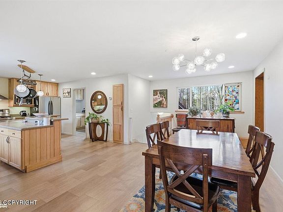 5th image of 1431 S Countrywood Dr