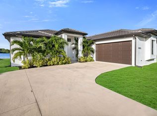 18025 Royal Hammock Blvd, Naples, FL 34114