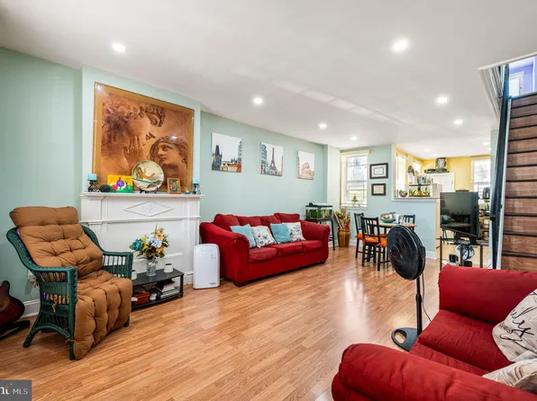 3048 Arbor St, Philadelphia, PA 19134