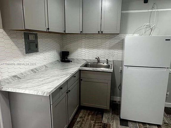 4th image of 6837 SW 39th Ter #B