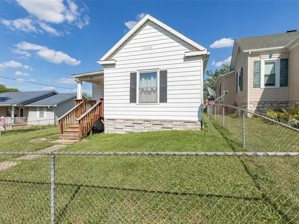 209 S 5th St, De Soto, MO 63020