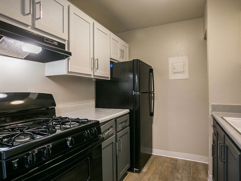 1st image of 4321 Montgomery Blvd NE APT 372
