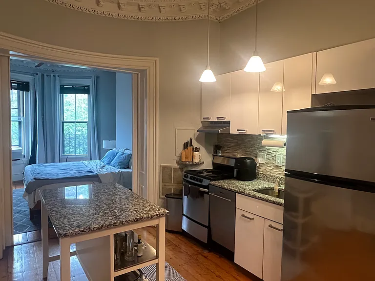3 Wellington St #2 — Photo 4