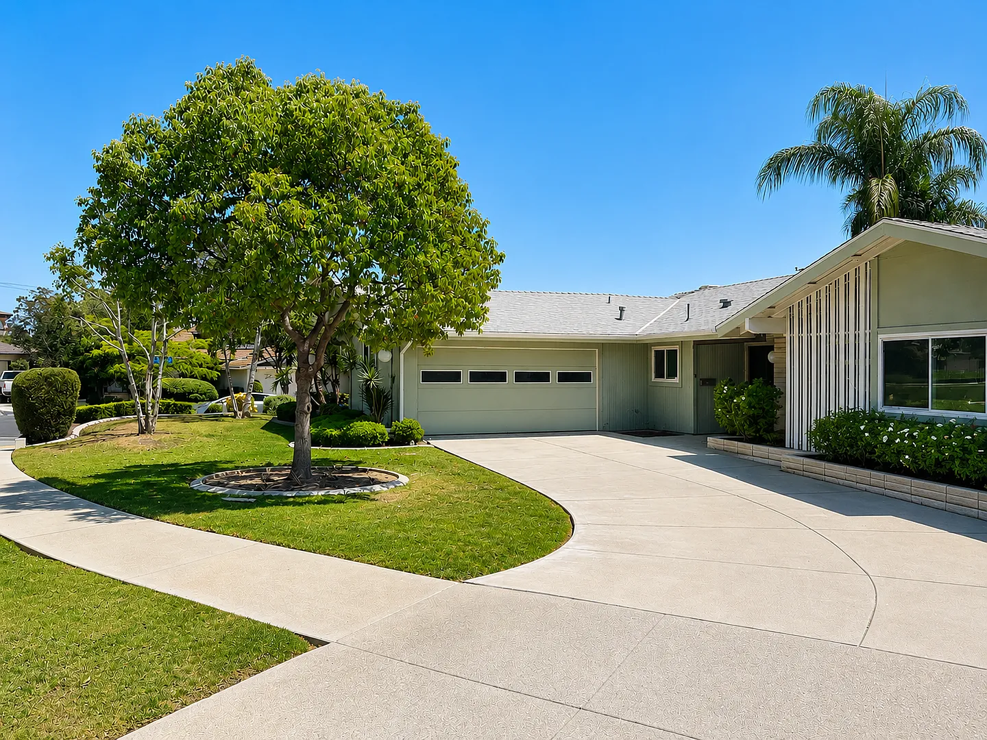 Stunning Hacienda Heights Home — Photo 1
