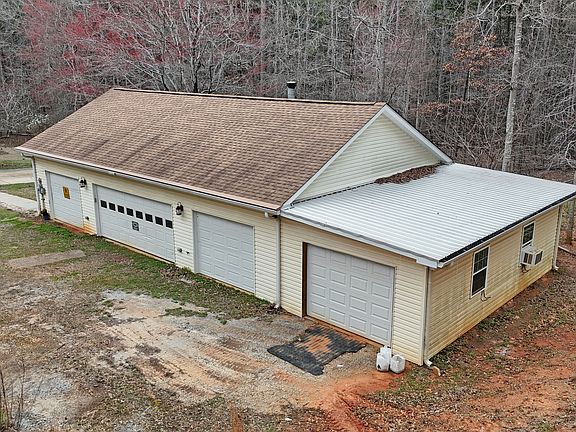 2nd image of 130 Brooklet Way