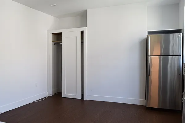 Rented by Compass | media 10