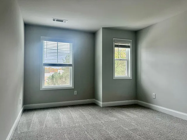 3901 Hill Ct — Photo 10