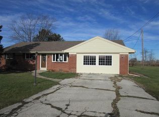 21875 W Middlesex Dr N, Genoa, OH