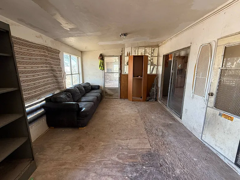 8221 S Taylor Ln — Photo 27