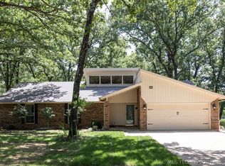 11607 S 5th St, Jenks, OK 74037