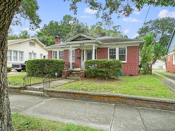 2nd image of 2545 Dellwood Ave
