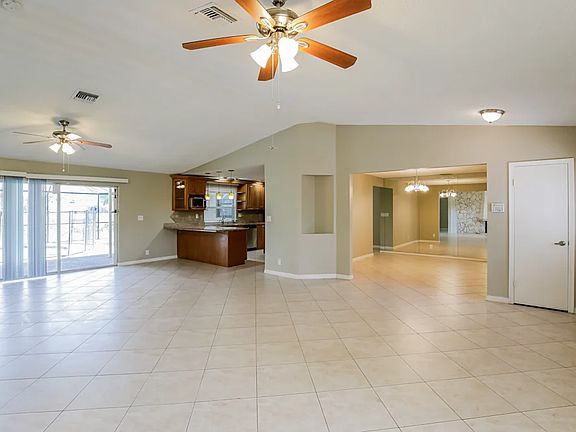 3rd image of 9504 SW 1st Pl