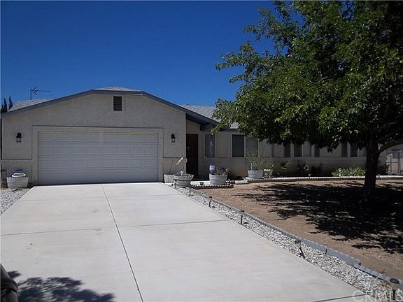 3rd image of 8118 Corona Ave