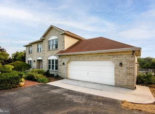 105 Bramblewood Ln, Lewisberry, PA 17339