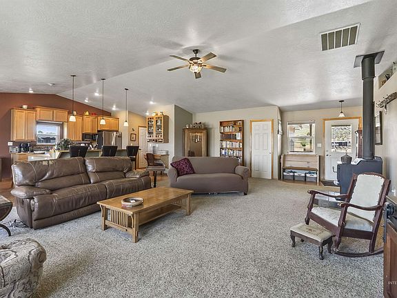 4th image of 2681 Painted Ridge Ln