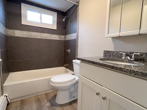 5 Meisner Cir APT 26, Salem, NH 03079