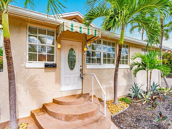 2nd image of 2335 SW 15th St #2337