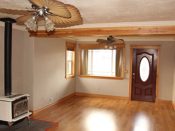 3rd image of 207 S McNeil Ave