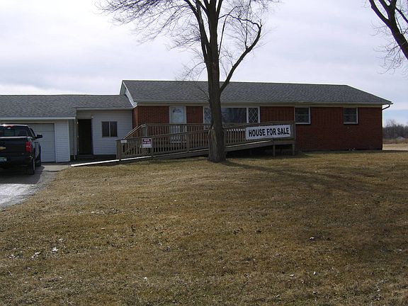 2nd image of 5905 Marine City Hwy