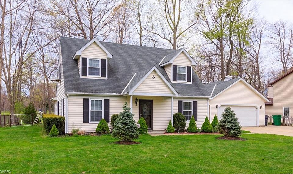 1st image of 1400 Erieview Dr