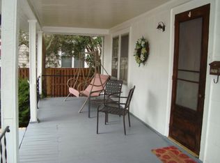 3701 9th St S, Arlington, VA 22204