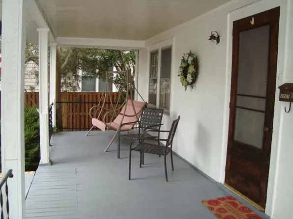 3701 9th St S, Arlington, VA 22204