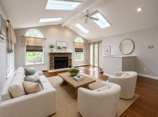 84 Colgate Ave, Paramus, NJ 07652