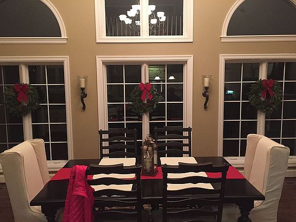 Kitchen / breakfast nook