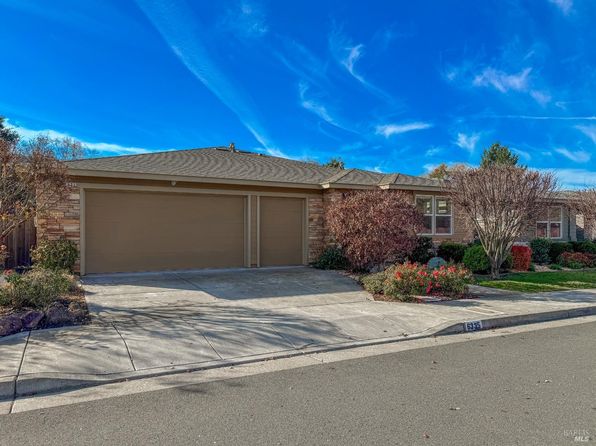 6335 Pine Valley Drive, Santa Rosa, CA 95409