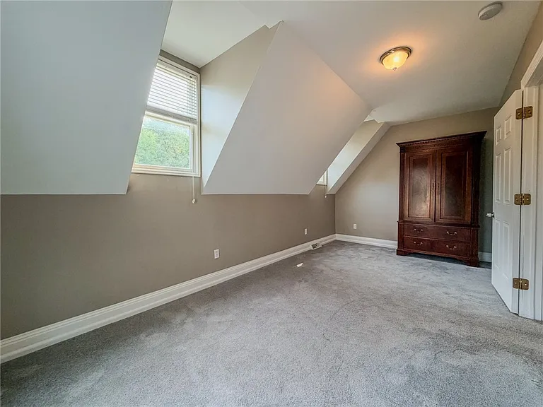 4349 Glen Eden Rd — Photo 33
