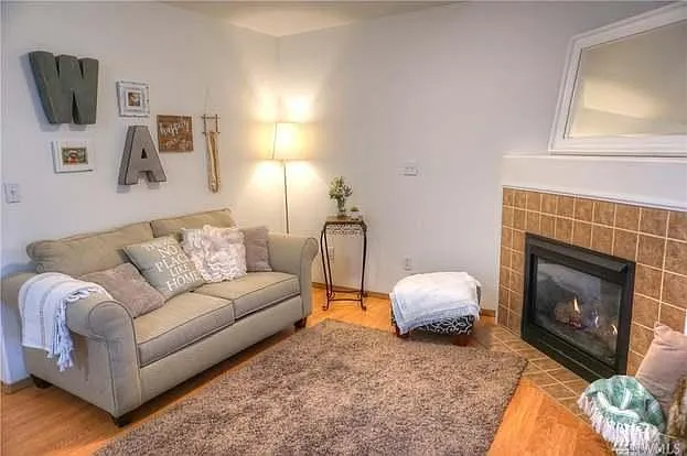 119 91st Ave SE #8C — Photo 5