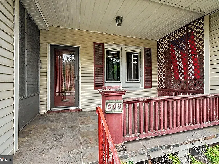 Main St, Lykens — Photo 2