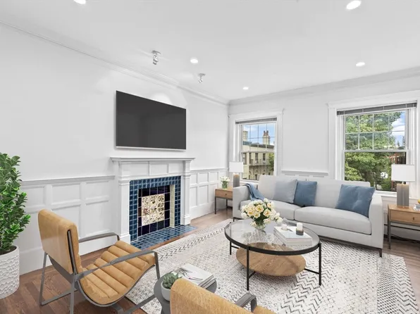 18 Medfield St APT 6, Boston, MA 02215