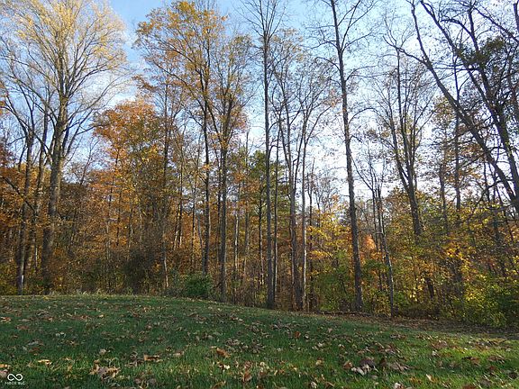 4th image of 1018 S County Road 400 E
