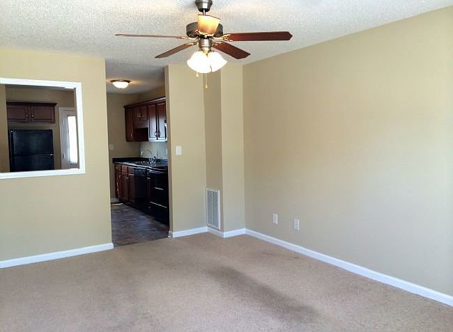 1st image of 100 Sango Dr