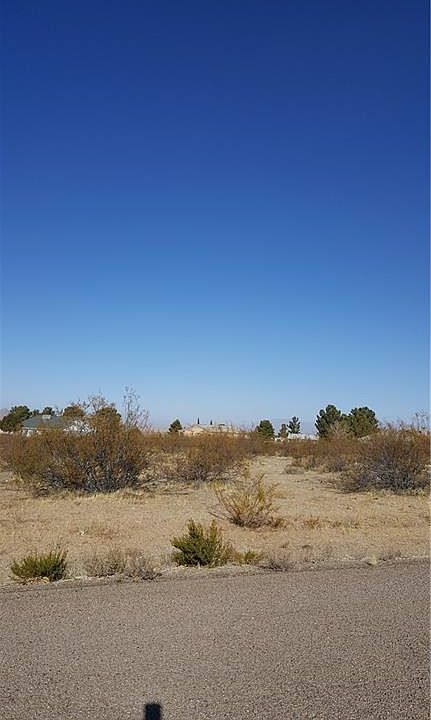 1st image of 9053 N Lariat Dr