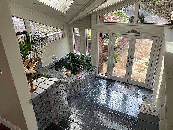 5th image of 116 Teresita Way