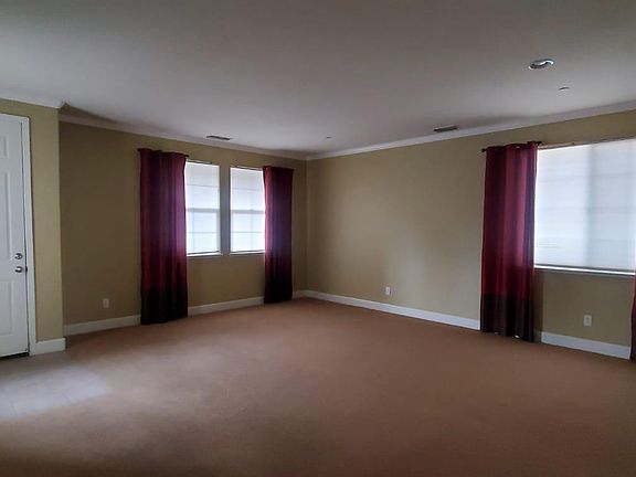 2nd image of 2795 Garrett Pl