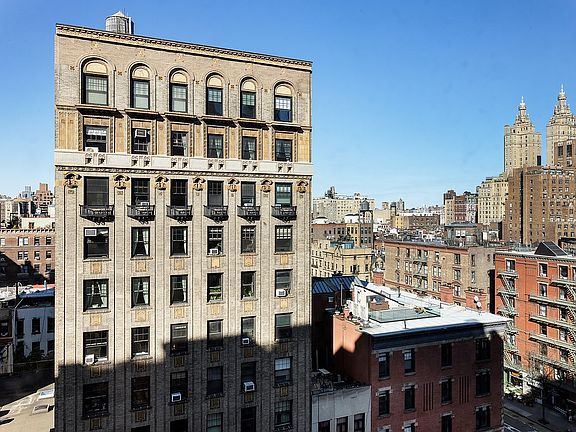 5th image of 116 W 72nd St APT 11B